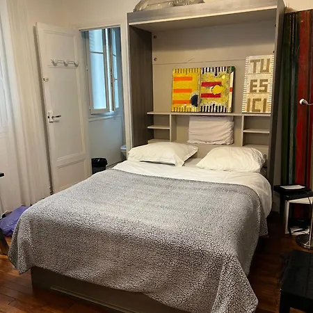 Appartement, Tour Eiffel Apartment *